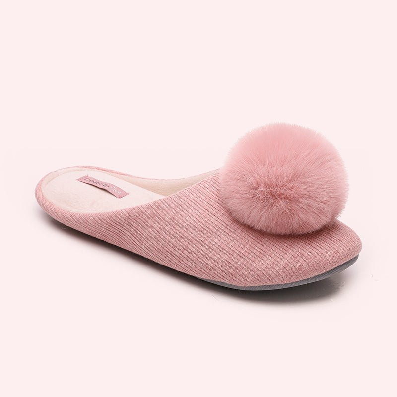 Pantoufles Mignonnes en Satin pour Femmes – Confort, Élégance et Douceur 💖✨