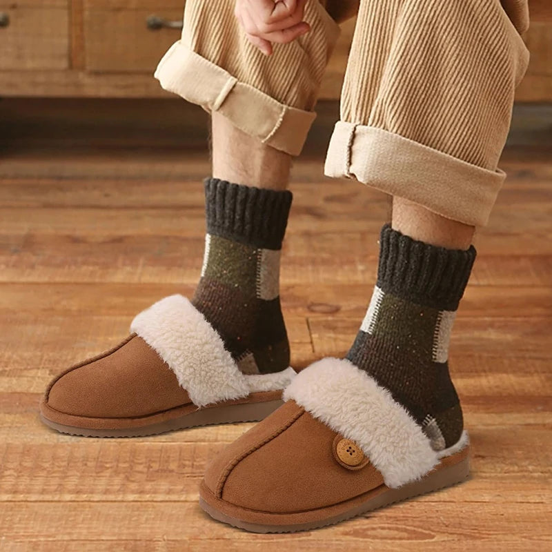 Pantoufles dHiver en Daim avec Doublure en Peluche - Unisexe marron1